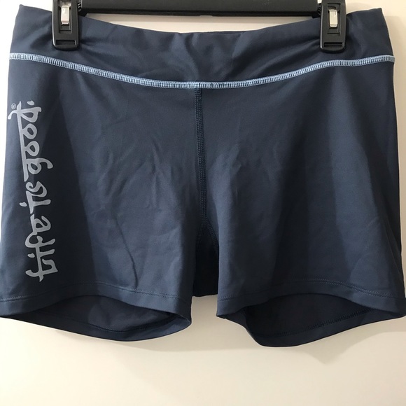 navy blue yoga shorts